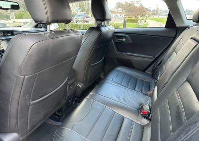 Toyota Auris 1.8 hybrid coffre