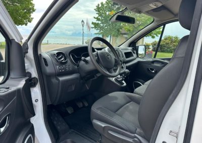 Opel Vivaro poste de conduite